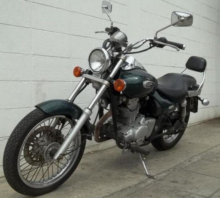 Kawasaki Boss 175CC สีเขียว รถมือเดียว Kawasaki Boss 175CC สีเขียว รถมือเดียว
