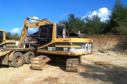 น๊อคดาวน์เซลล์!!!!!! แบคโฮ CAT 312  V2 รถใช้งานดีปกติ มีทะเบียนครบ รถสวยราคาต่อรอง