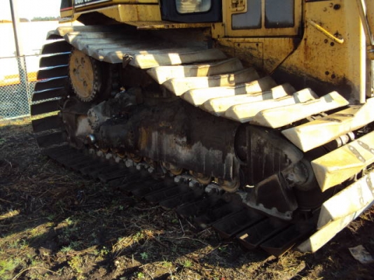 Caterpillar รุ่น D6H S/no.:4GG-05837 สต็อกเราเอง  ราคาต่อรองได้ค่ะ สนใจติดต่อ อุ้ม 0922699262