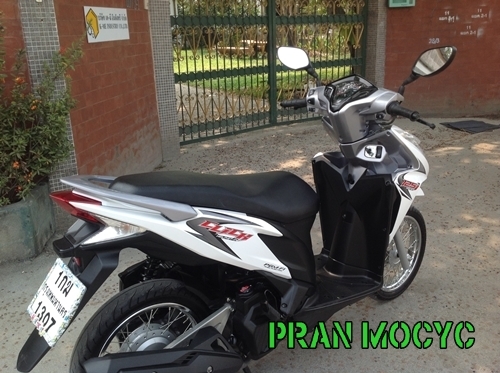 ขายHONDA CLICKสีขาวเทา ปี2013