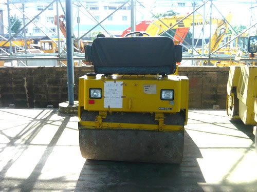 รถบด 3.5 ตัน Sakai SW350 สภาพเนี๊ยบ ไม่มีที่ติ ชม.การทำงานเพียง 500 ชม. รถนอกแท้ นำเข้าจากญีปุ่น