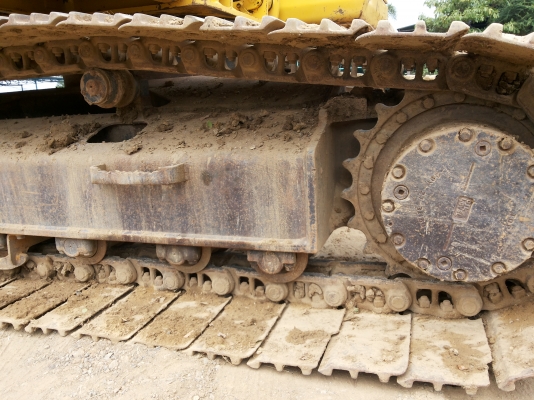 รถสวย   KOMATSU  PC200-7  พร้อมใช้งาน