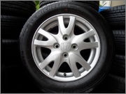 ขายยาง พร้อมล้อแม็ก ถอดป้ายแดง Brio ปี 2013 175-65-14