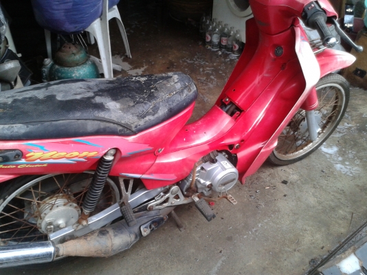 KAWAZAKI พร้อมทะเบียนไม่มีขุดโอน 1800 บาท KAWAZAKI พร้อมทะเบียนไม่มีขุดโอน 1800 บาท