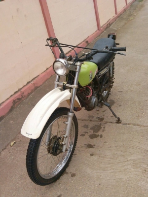 ขาย yamaha dt  100  มีทะเบีบน