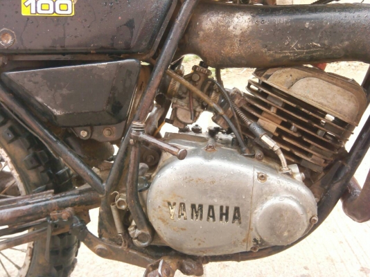 ขาย yamaha dt  100  มีทะเบีบน