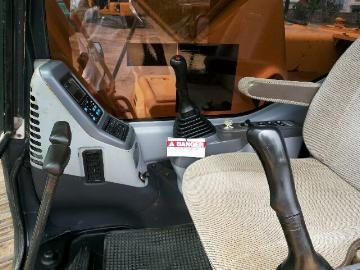 KOMATSU PC 200-7 ใช้งาน6000ช.มเศษ สภาพสวย