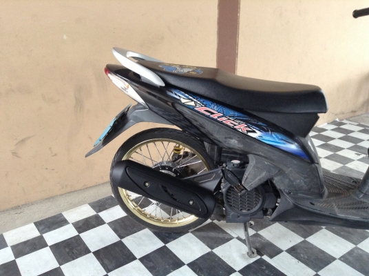 ขาย!!!ฮอนด้าคลิ๊ก ปี50 รถเครื่องดีคับ มีเล่มทะเบียนครบ ภาษีไม่หมด