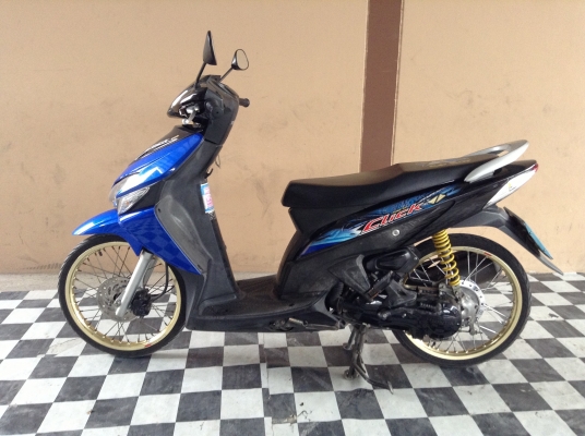 ขาย!!!ฮอนด้าคลิ๊ก ปี50 รถเครื่องดีคับ มีเล่มทะเบียนครบ ภาษีไม่หมด