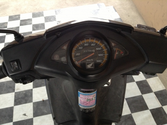 ขาย!!!ฮอนด้าคลิ๊ก ปี50 รถเครื่องดีคับ มีเล่มทะเบียนครบ ภาษีไม่หมด