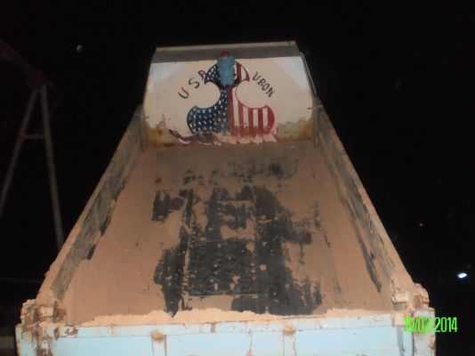 ขายด่วน! รถบรรทุก 6 ล้อ มีดั้มพ์ เครื่องยนต์ 100 แรง ขายด่วน! รถบรรทุก 6 ล้อ มีดั้มพ์ เครื่องยนต์ 100 แรง