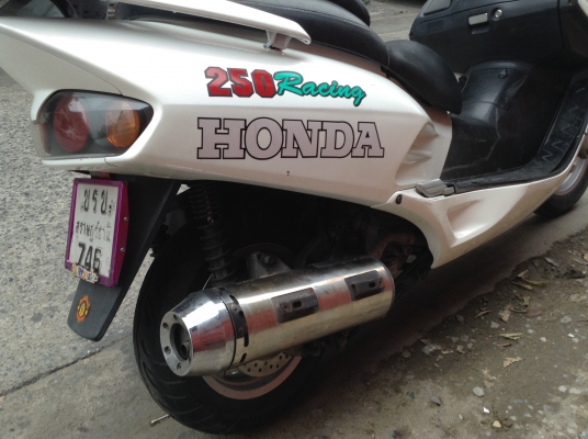 ธารนนทบุรี//ขาย honda forza250 abs อินวอยท์+ส.พ.ม+พ.ร.บ ราคา 75,000บาท
