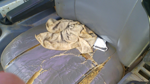 แพ๊คคู่..รถแบคโฮ KOBELCO SK200 M5 SUPPER พร้อม สิบล้อเทลเล่อร์NISSAN Ud บรรทุกแบคโฮ ชอบราคาเท่าไรต่อรองราคากันได้ครับ.