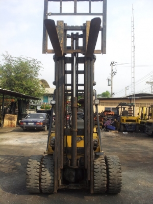 Forklift  3.0 ตัน  6.0 mm. ล้อหน้าคู่. Diesel เสา 3 ตอน  รถยกฟอร์คลิฟท์ราคาถูก