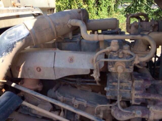 รถฮีโน่ 10 ล้อดั้ม FM3M  240 แรงม้า.  สนใจติดต่อ 081 - 6079515