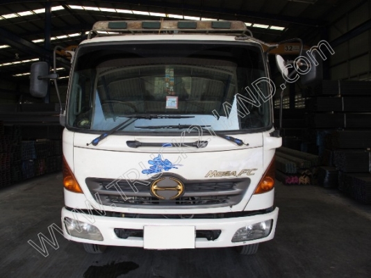 รถบรรทุก 6 ล้อ ยีห้อ HINO รุ่นFC4JLRA ขนาด 170 แรงม้า ติดเครนขนาด 3 ตัน