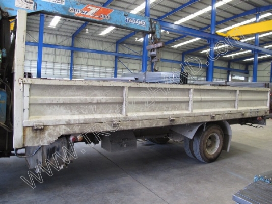 รถบรรทุก 6 ล้อ ยีห้อ HINO รุ่นFC4JLRA ขนาด 170 แรงม้า ติดเครนขนาด 3 ตัน