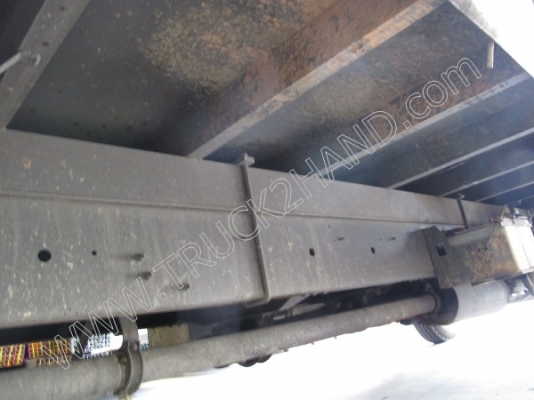 รถบรรทุก 6 ล้อ ยีห้อ HINO รุ่นFC4JLRA ขนาด 170 แรงม้า ติดเครนขนาด 3 ตัน