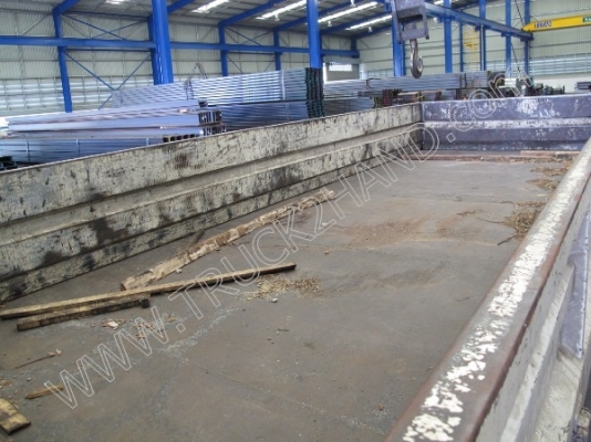 รถบรรทุก 6 ล้อ ยีห้อ HINO รุ่นFC4JLRA ขนาด 170 แรงม้า ติดเครนขนาด 3 ตัน