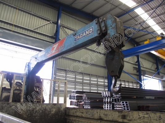 รถบรรทุก 6 ล้อ ยีห้อ HINO รุ่นFC4JLRA ขนาด 170 แรงม้า ติดเครนขนาด 3 ตัน