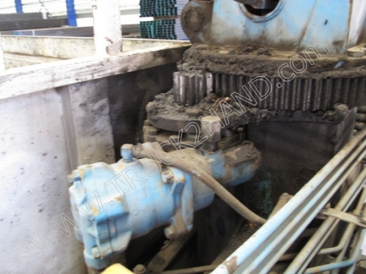 รถบรรทุก 6 ล้อ ยีห้อ HINO รุ่นFC4JLRA ขนาด 170 แรงม้า ติดเครนขนาด 3 ตัน