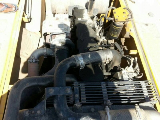 รถแบคโฮ KOMATSU  PC 200 - 8.  ( รถทำงาน. 7,2xx  ซม. )    สนใจติดต่อ  081 - 6079515