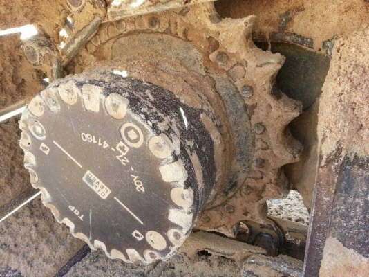 รถแบคโฮ KOMATSU  PC 200 - 8.  ( รถทำงาน. 7,2xx  ซม. )    สนใจติดต่อ  081 - 6079515