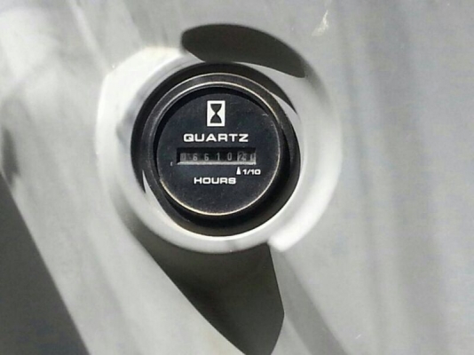 รถแบคโฮ KOMATSU  PC 200 - 8.  ( รถทำงาน. 7,2xx  ซม. )    สนใจติดต่อ  081 - 6079515