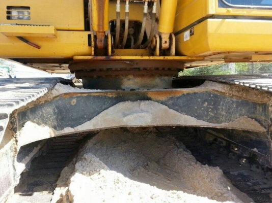 รถแบคโฮ KOMATSU  PC 200 - 8.  ( รถทำงาน. 7,2xx  ซม. )    สนใจติดต่อ  081 - 6079515