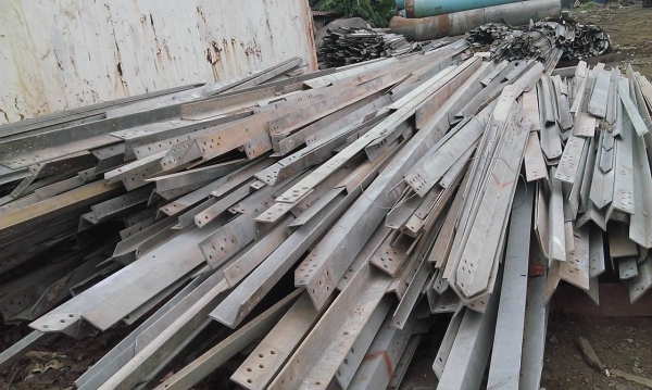 ขายเหล็กฉากขนาด4นิ้วยาว4-6เมตร