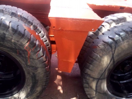 ขายหาง โรเบส. พื้นเรียบ.   2 เพลา.  สนใจติดต่อ 081 - 6079515