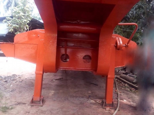 ขายหาง โรเบส. พื้นเรียบ.   2 เพลา.  สนใจติดต่อ 081 - 6079515