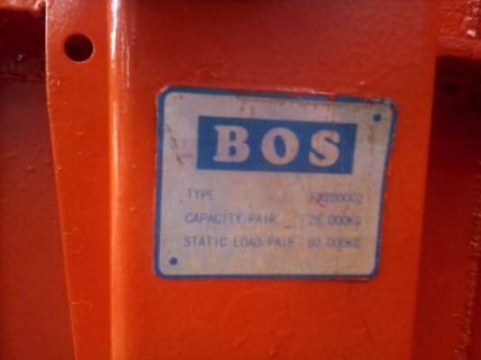 ขายหาง โรเบส. พื้นเรียบ.   2 เพลา.  สนใจติดต่อ 081 - 6079515