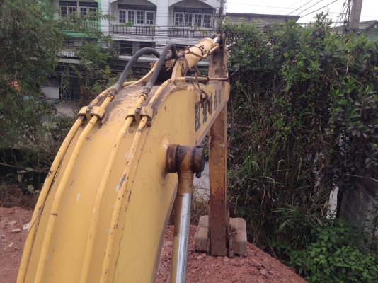 ต้องการขายรถเเบคโฮ komatsu pa120-5 เเท้เครื่องเเรงปั้มเเรงทำงานไม่มีโหลดรับรองซื้อไปไม่ผิดหวัง