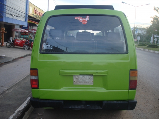 ขายรถตู้ nissan unvan 2700 ปี93