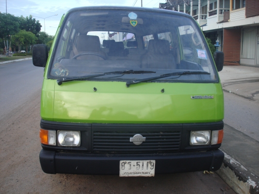 ขายรถตู้ nissan unvan 2700 ปี93