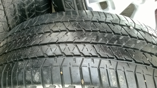 ขายล้อ FORDขอบ18พร้อมยางชุดละ19500