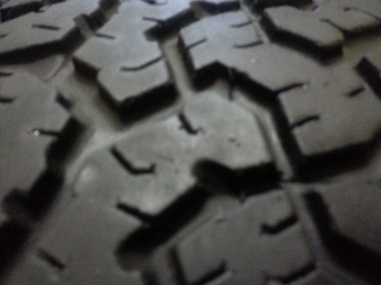 ขายแม็กjeepพร้อมยางBF All 265/70/16 ขายแม็กjeepพร้อมยางBF All 265/70/16