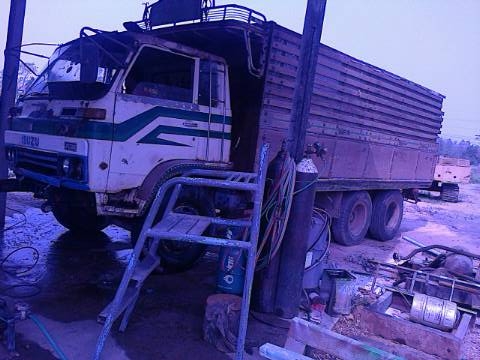 ขาย 10 ล้อ เพลาเดียว JCM เครื่อง 6BD1 165 แรงม้า คัสซีสวยตลอดเส้น ช่วงล่างลูกหมากร้อย ยางเต็ม ทะเบียนพร้อมโอนครับ