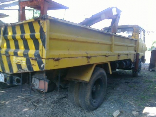 ขาย 6 ล้อ HINO KR340 ติดเฮี๊ยบ 3 ตัน เครื่อง EH300 160 HP คัสซีสวย ทะเบียนพร้อมโอนครับ