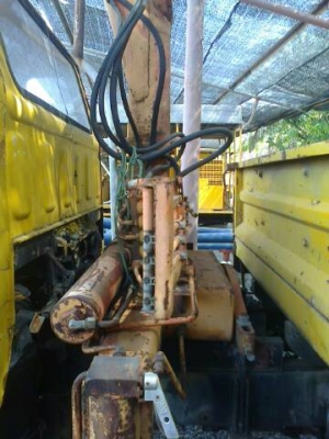 ขาย 6 ล้อ HINO KR340 ติดเฮี๊ยบ 3 ตัน เครื่อง EH300 160 HP คัสซีสวย ทะเบียนพร้อมโอนครับ