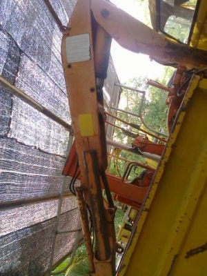 ขาย 6 ล้อ HINO KR340 ติดเฮี๊ยบ 3 ตัน เครื่อง EH300 160 HP คัสซีสวย ทะเบียนพร้อมโอนครับ