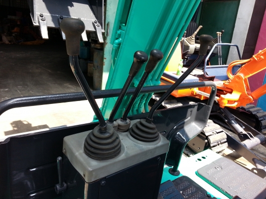 ขาย รถขุด IHI รุ่น 25G แทร็กเหล็ก มือสองญี่ปุ่น