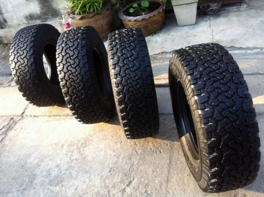 ขายยาง BF Goodrich All-terrain ขนาด 265 75 r16 ดอก9มิล