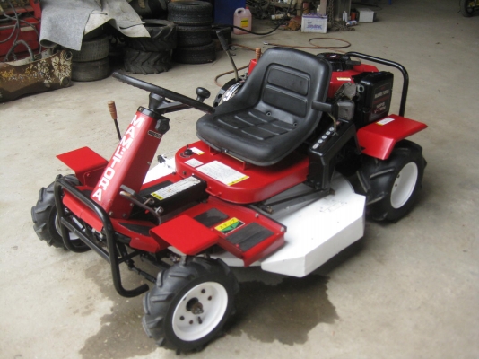 ขายรถตัดหญ้า MAMETORA MPM950 16แรง พร้อมใช้งาน