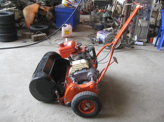 ขายรถตัดหญ้า(ตัดกรีน)TSUCHIYA พร้อมใช้งาน ขายรถตัดหญ้า(ตัดกรีน)TSUCHIYA พร้อมใช้งาน