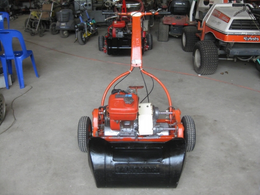 ขายรถตัดหญ้า(ตัดกรีน)TSUCHIYA พร้อมใช้งาน ขายรถตัดหญ้า(ตัดกรีน)TSUCHIYA พร้อมใช้งาน