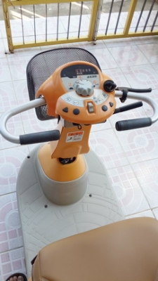 ขายด่วนๆรถไฟฟ้า 3 ล้อ KUBOTA สำหรับคนแก่หรือคนพิการ เพิ่งมาจากญี่ปุ่น