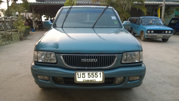 ขาย IZUSU มังกรทอง SLX เครื่อง 2.5 DI TURBO สนใจโทรสอบถามได้คับ ขาย IZUSU มังกรทอง SLX เครื่อง 2.5 DI TURBO สนใจโทรสอบถามได้คับ