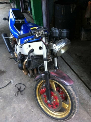 Fzr 400 ปี 2536ราคา 19000 บาท ทะเบียน